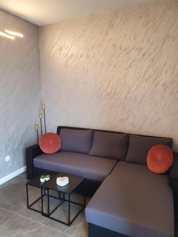 Apartment Zadoda Omiš Exterior foto